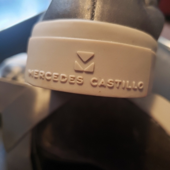 Mercedes Castillo MC Jamilla Slip On Sneakers - Picture 10 of 11